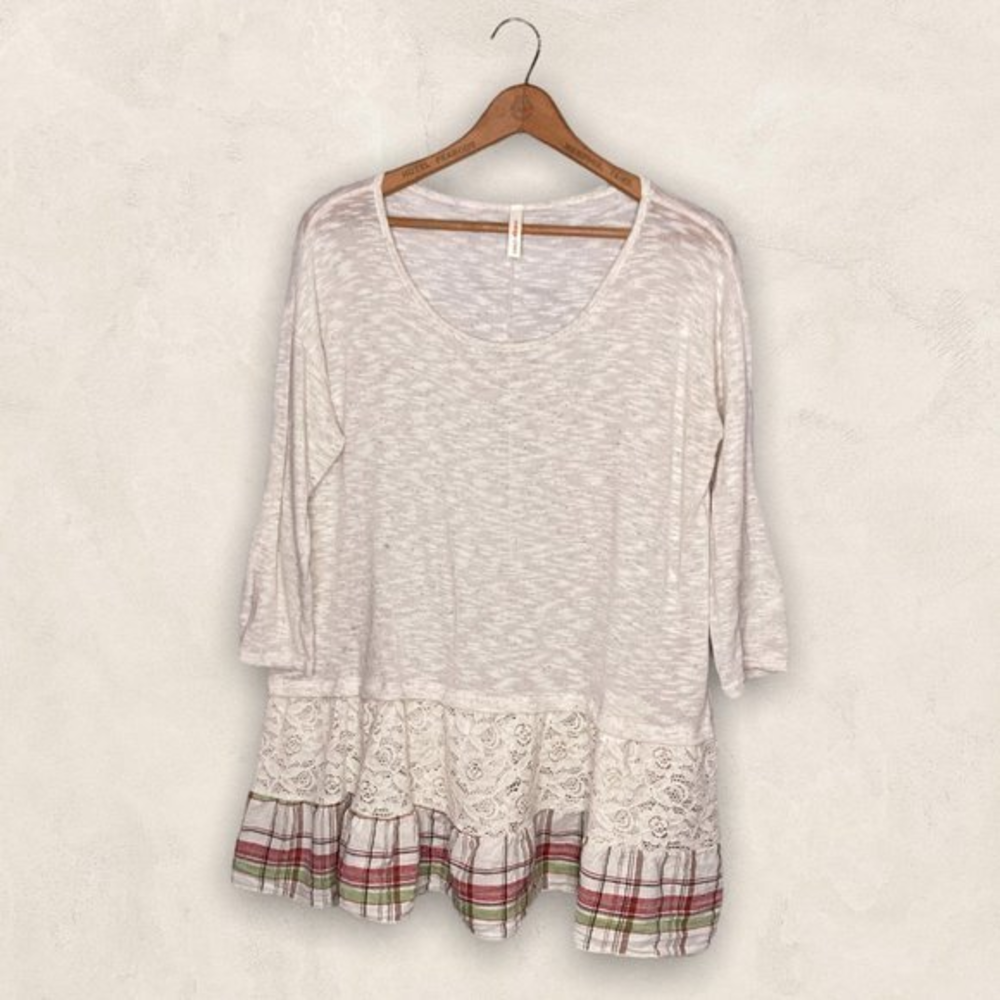 Orange Creek Large‎ L Cream Lace Plaid Trim Tiered Hem Stretch Knit Tunic Top